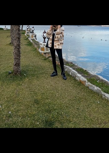 Kürk Detaylı krem Camel Midi Kışlık Mont - Görsel 4