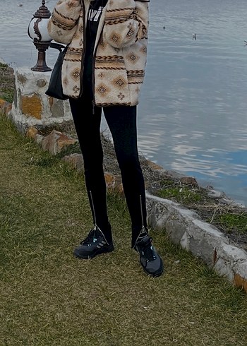 Kürk Detaylı krem Camel Midi Kışlık Mont - Görsel 3