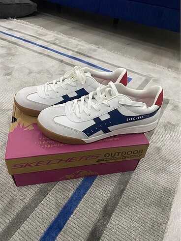 Sıfır orijinal skechers
