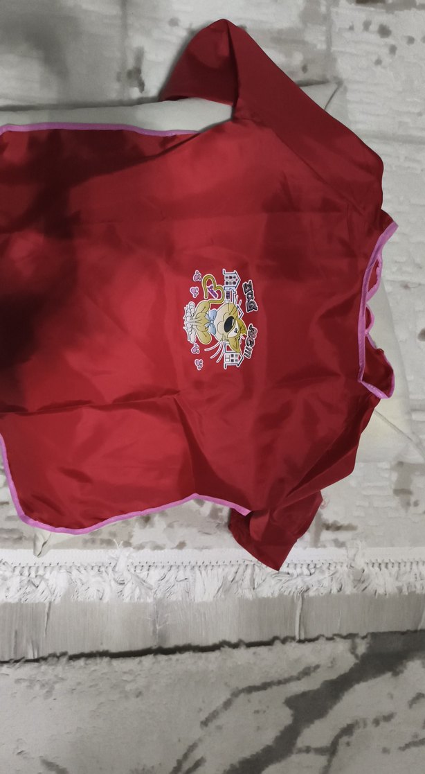 Bordo Baskılı Bebek Önlüğü - Görsel 2