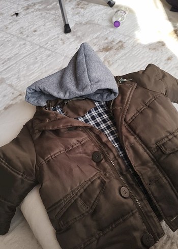 Kahverengi Erkek Çocuk Düğmeli Mont - Görsel 3