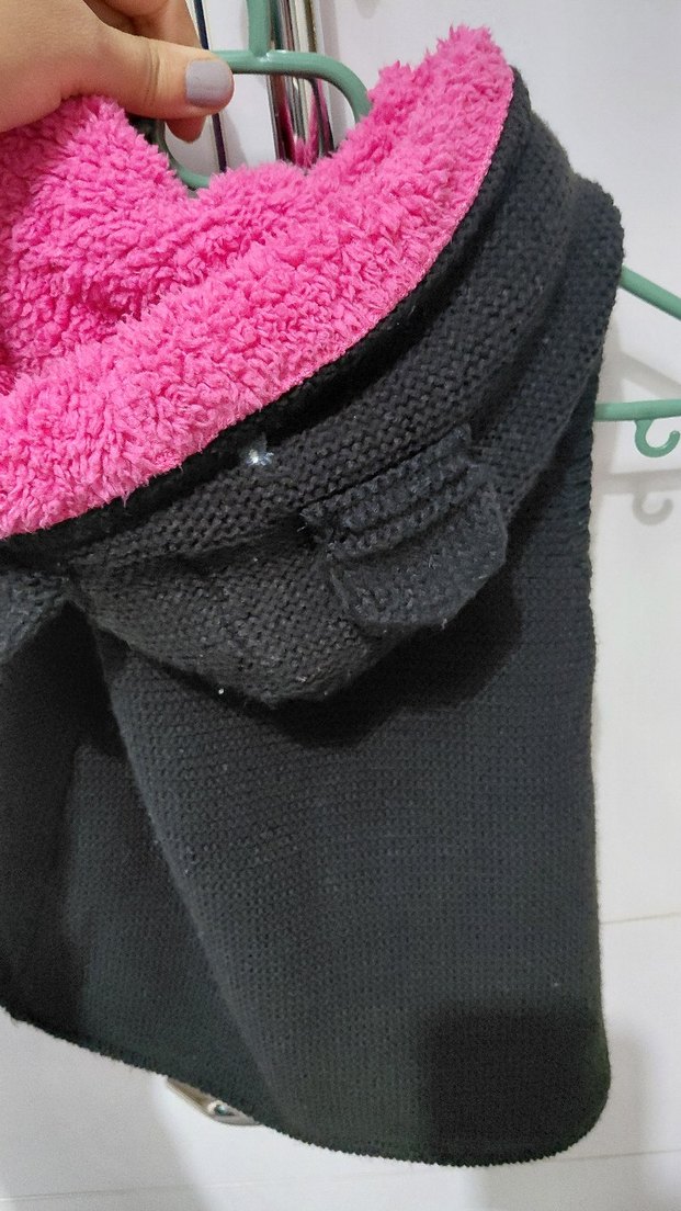 Kız Çocuk Kapüşonlu Triko Siyah Yelek - Görsel 2