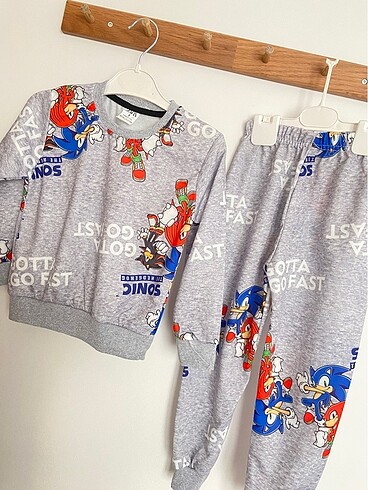 4 Yaş Beden çeşitli Renk Sonic Zara Takım