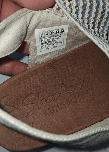 37 Beden 37 no. Skechers Sandalet