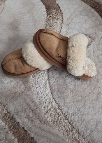 UGG Orijinal Bej Kadın Süet Kürklü Platform Terlik - Görsel 4