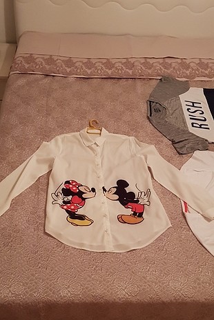 uzun kollu salaş minie mouse gömlek