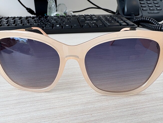 Guess Guess Kadın Güneş Gözlüğü