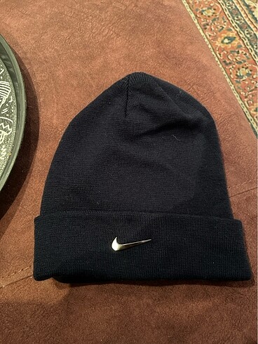 Nike Bere