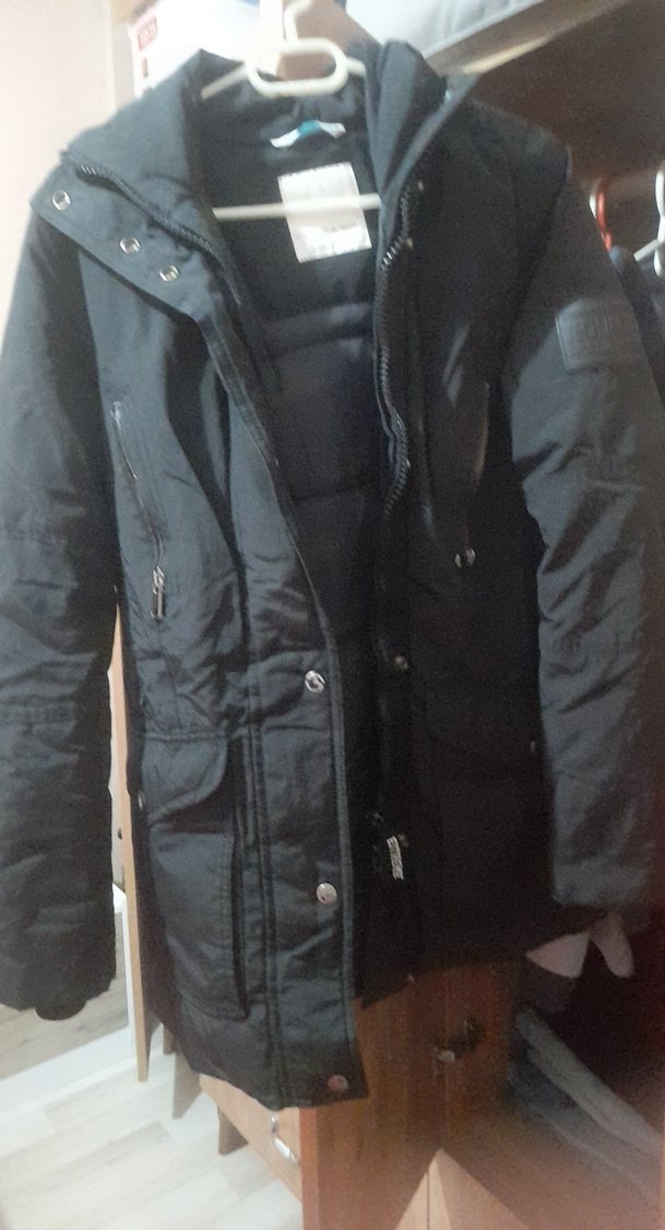 Siyah Tokalı Kadın Kışlık Mont - Görsel 2