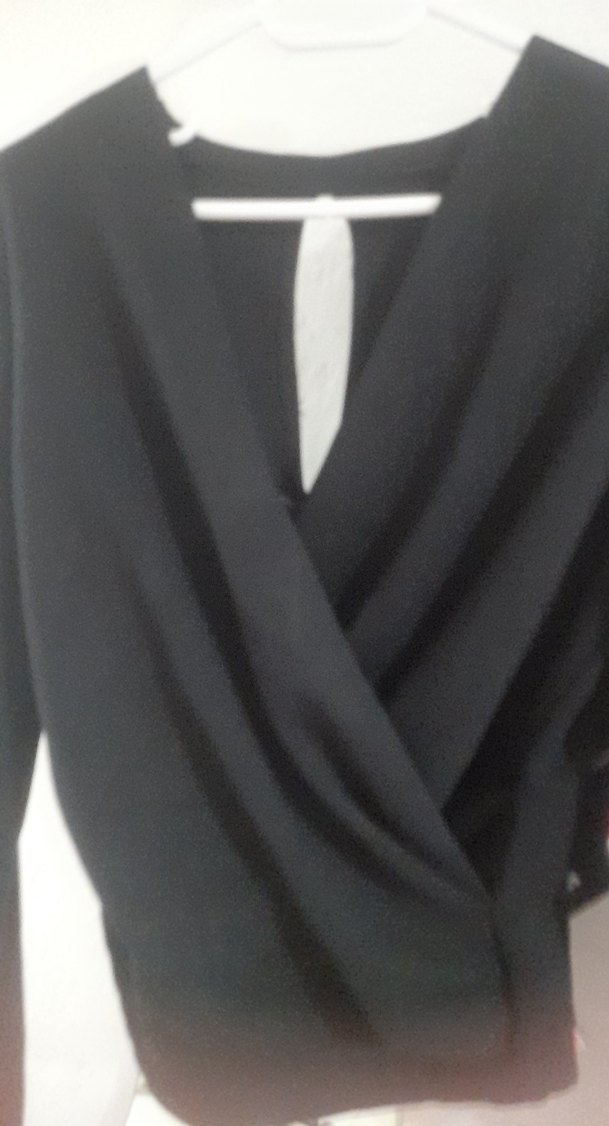 Kemerli Siyah V Yaka Kadın Bluz - Görsel 3