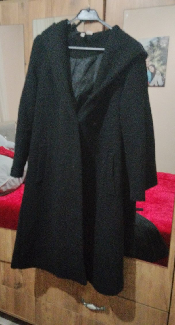 Kadın Siyah Uzun Düğmeli Klasik Kaban - Görsel 2