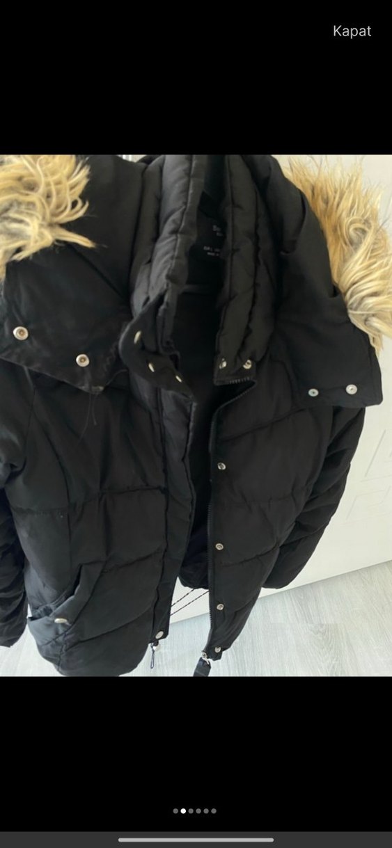 Kürk Detaylı Siyah Kadın Kışlık Mont - Görsel 5