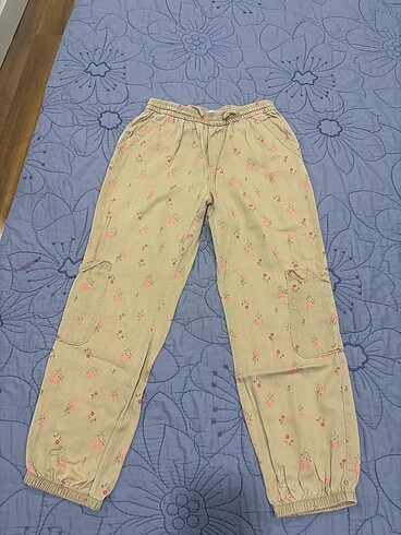 GAP kız çocuk jogger çiçekli kumaş pantolon 12-13 yaş uyumlu (XL