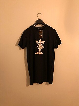 Adidas tshirt