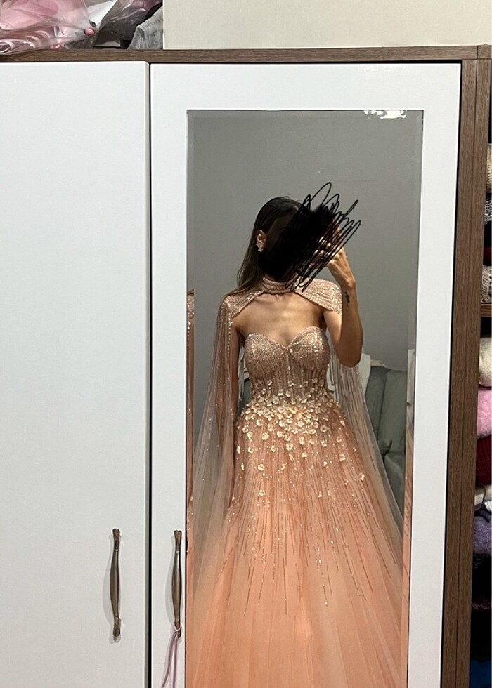 Nişan elbisesi kıyafeti pelerinli - Görsel 5