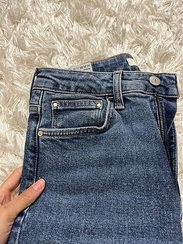 26 Beden mavi Renk Mavi maria flare jean