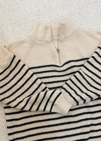Yarım Fermuarlı Çizgili Kadın Triko - Görsel 2