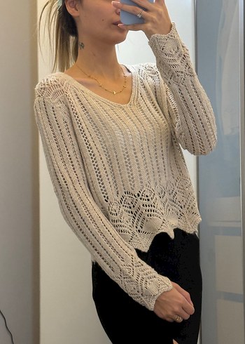 Bej V Yaka Örgü Kadın Kazak - Görsel 4