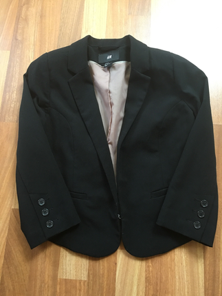 Siyah kısa kollu blazer
