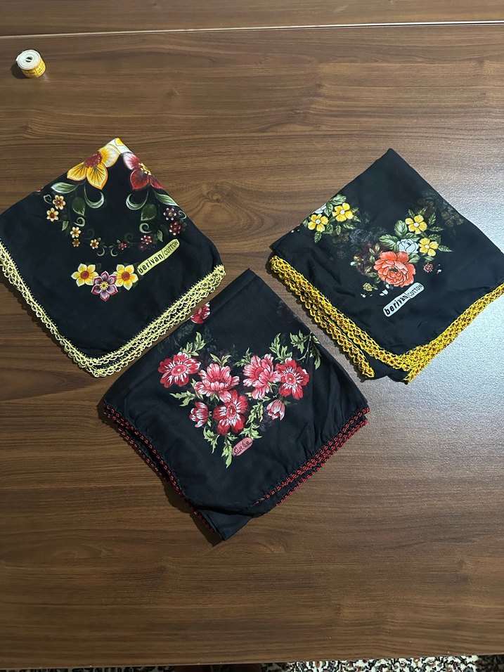 Kırmızı Boncuk Oyalı Çember - Görsel 4