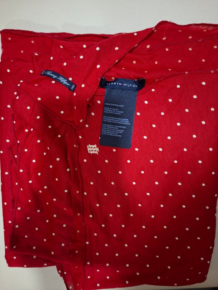 Parlak Kırmızı Puantiyeli Kadın Şal - Görsel 2