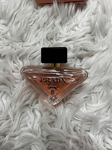 Prada Prada Paradoxe