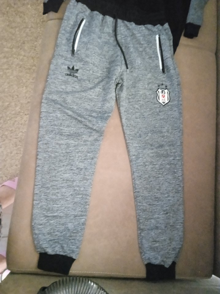 Gri Erkek  Eşofman Takımı Adidas,orijinal ürün... - Görsel 4