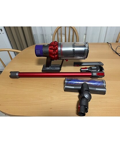 Dyson v10