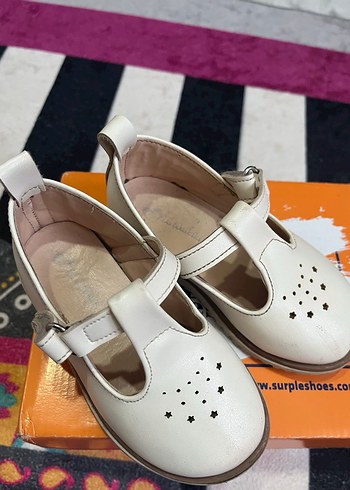 Kız Çocuk Beyaz Tokalı Babet Ayakkabı - Görsel 4