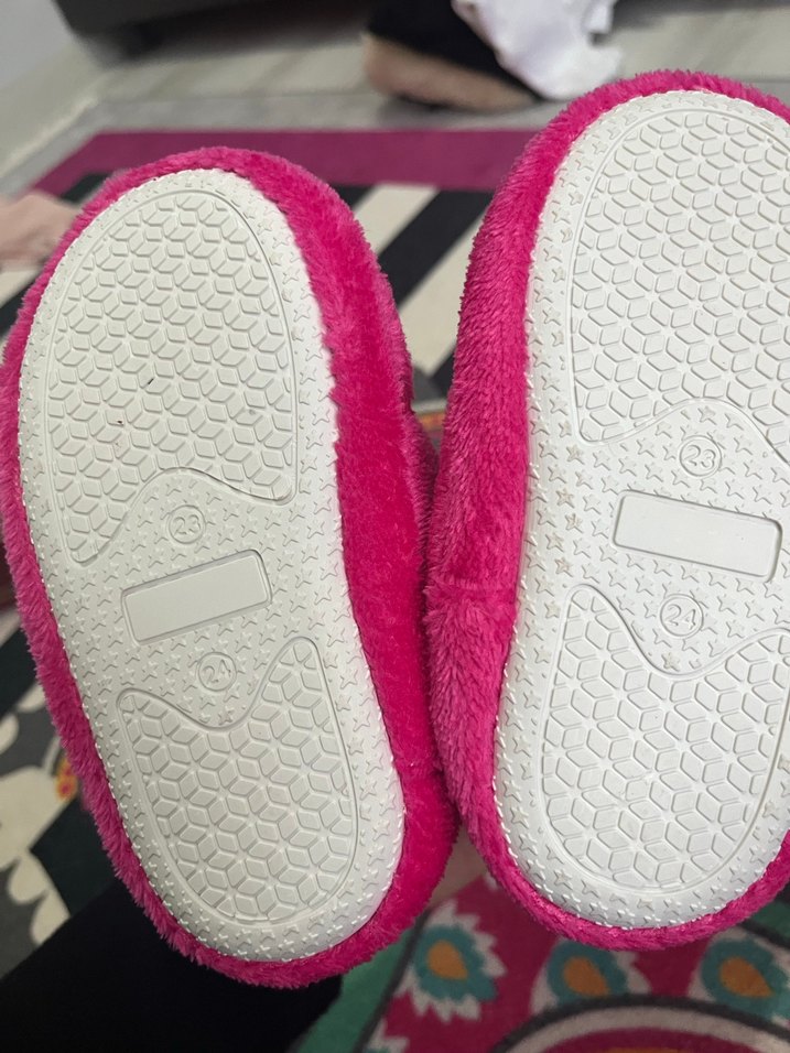 Kız Çocuk Renkli Nakışlı Fermuarlı Ev Terliği - Görsel 4