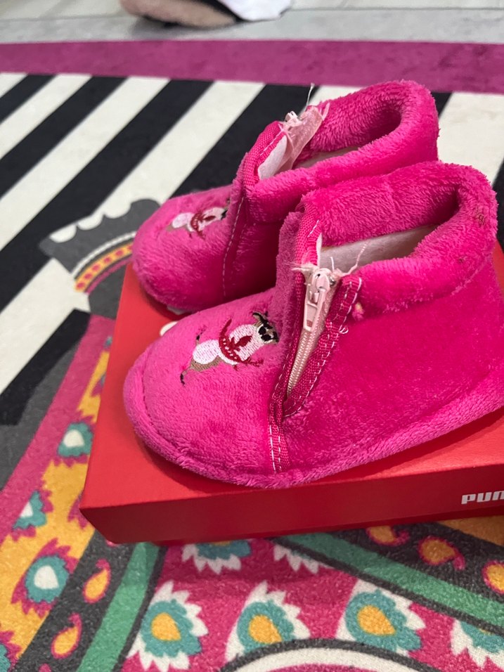 Kız Çocuk Renkli Nakışlı Fermuarlı Ev Terliği - Görsel 3