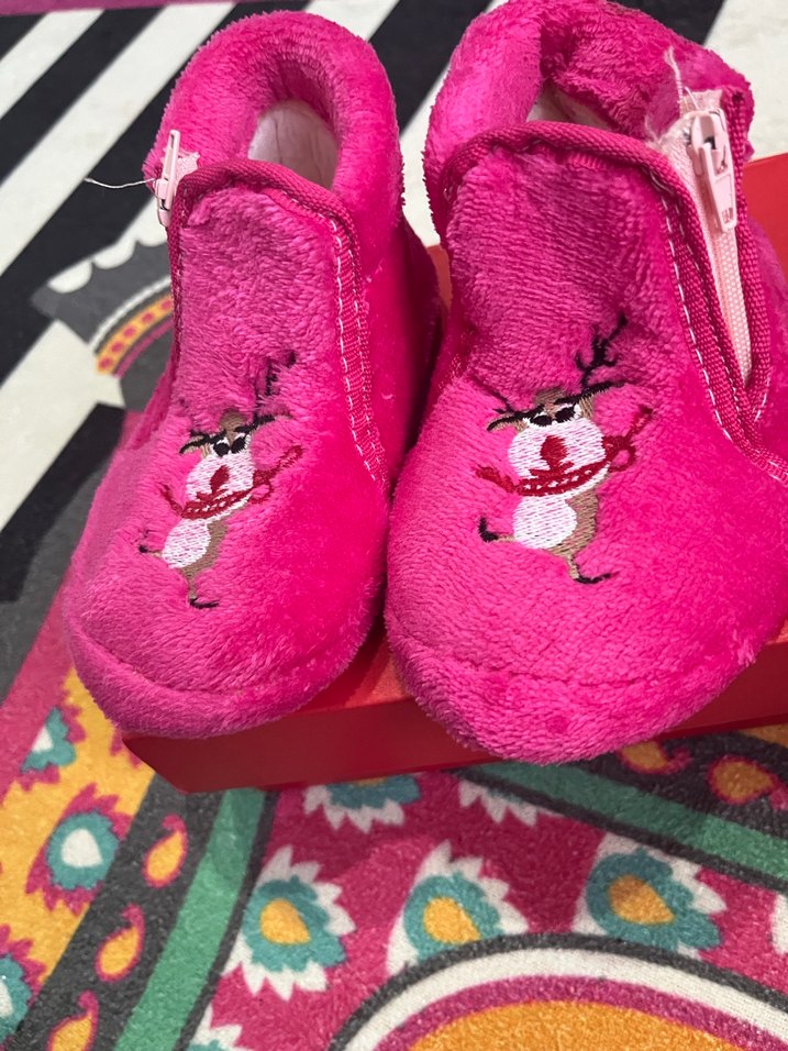 Kız Çocuk Renkli Nakışlı Fermuarlı Ev Terliği - Görsel 2