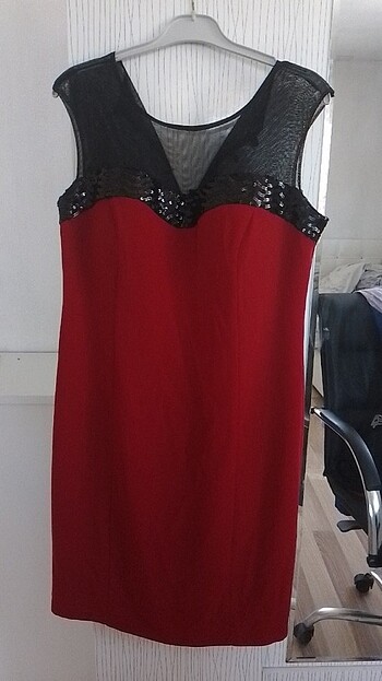 Kırmızı kısa abiye elbise 