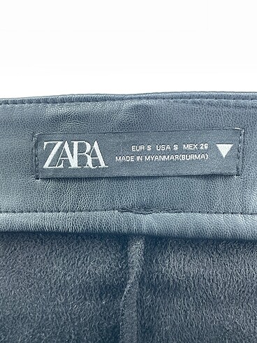 s Beden siyah Renk Zara Mini Şort %70 İndirimli.