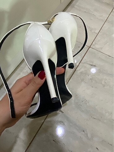 39 Beden beyaz Renk Mango topuklu ayakkabı