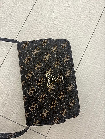 Guess çanta
