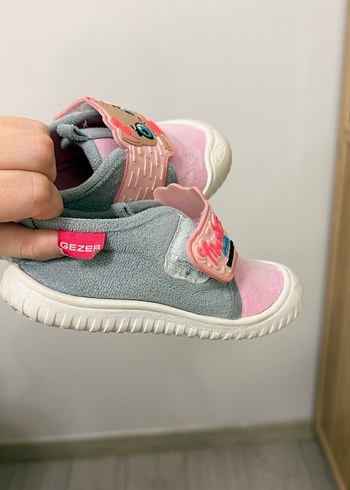 Gezer Kız Çocuk Pembe Cırtlı Spor Ayakkabı - Görsel 5