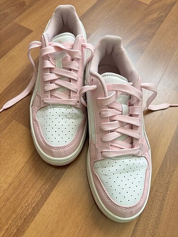 39 Beden pembe Renk PUMA pembe beyaz spor Ayakkabı