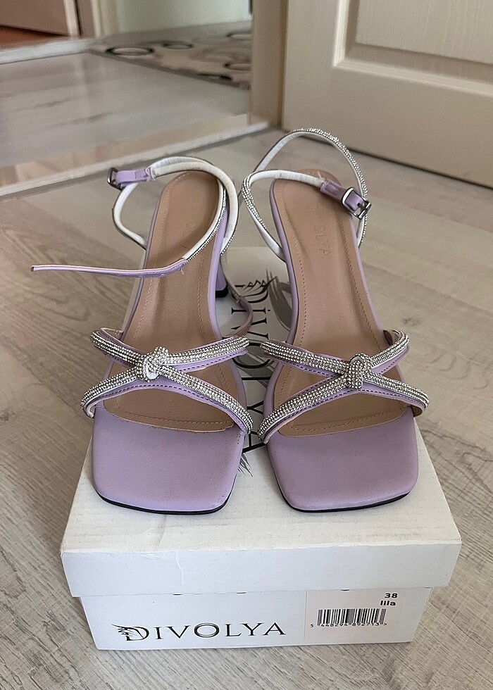 Topuklu sandalet - Görsel 4