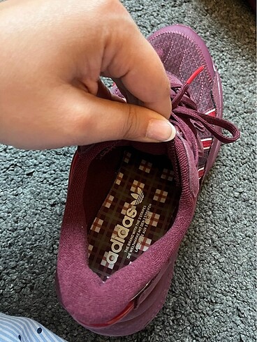 39,5 Beden bordo Renk Adidas ozwego unisex spor ayakkabı
