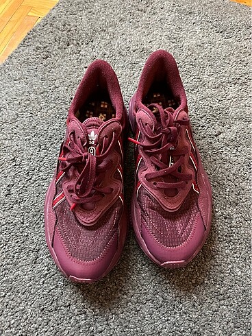 Adidas ozwego unisex spor ayakkabı