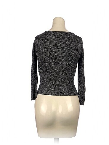 universal Beden PreLoved Kazak / Triko %70 İndirimli.