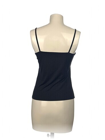 s Beden PreLoved T-shirt %70 İndirimli.