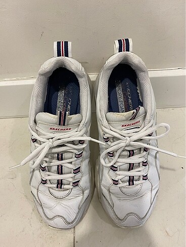 Skechers