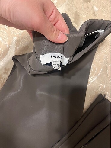 36 Beden Twist Mat haki deri tayt