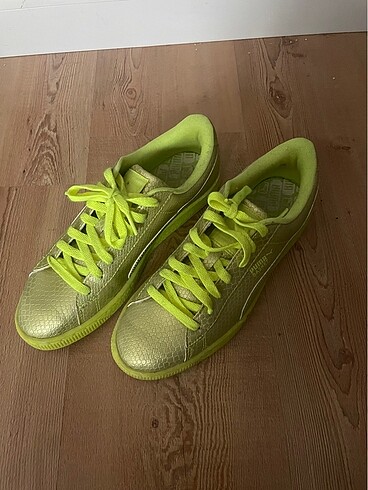 Puma Puma Basket Future Metallic Neon Yellow