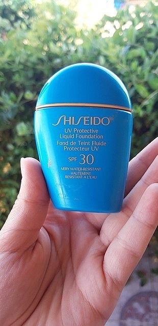 Orjinal - Shiseido Spf 30 Renkli Güneş Kremi Medium Beige O Shiseido Makyaj  %32 İndirimli - Gardrops