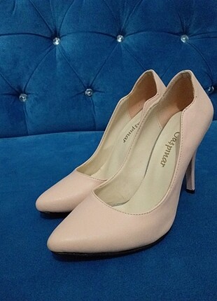 PUDRA PEMBESI ORTA TOPUK STILETTO