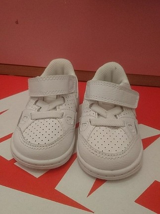 Nike bebek ayakkabısı
