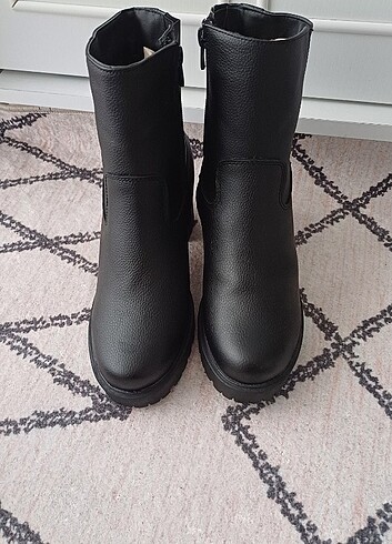 Deichmann Bayan bot 